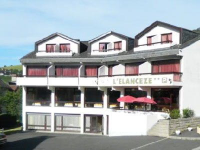 Hôtel L'Élancèze à Thiézac (Cantal)